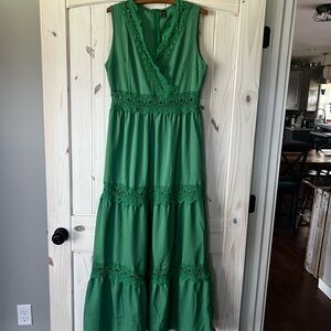 Vibrant Green Sleeveless Lace Maxi Dress